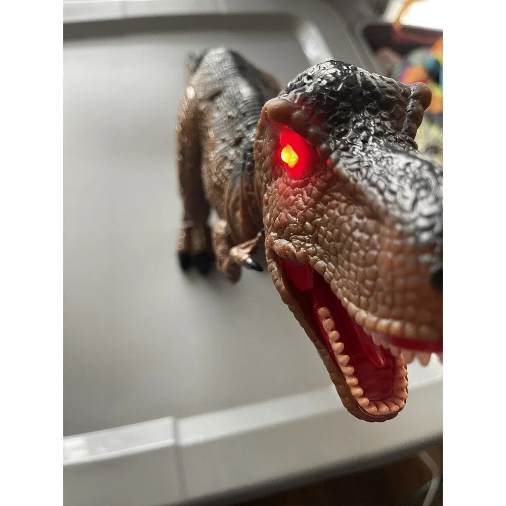 Dinosaur Varied LOT Of 13 figures unbranded toys. All Types Different Sizes